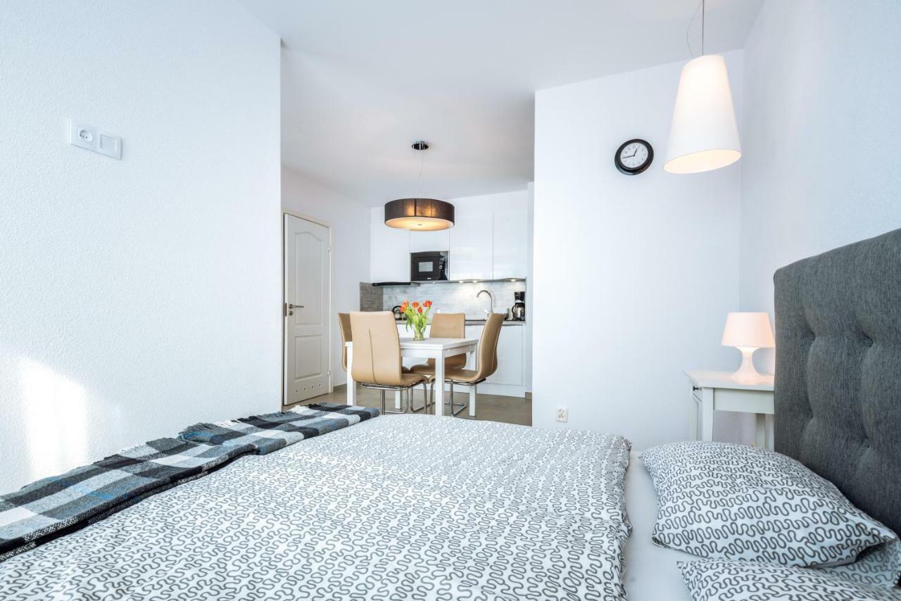 Apartamenty Navigator-Port โควอบเซก ภายนอก รูปภาพ